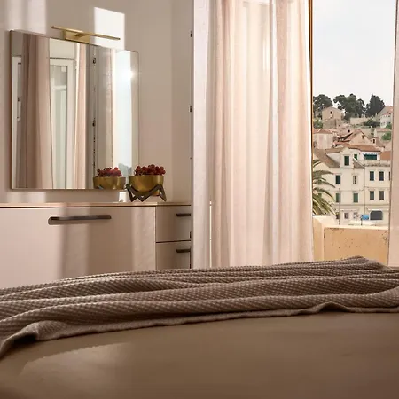 Mama Marija Hvar Town