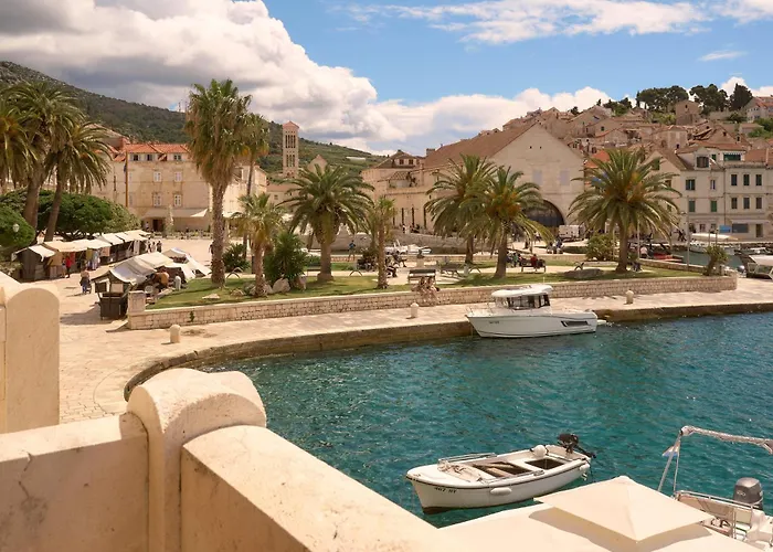 Mama Marija Hvar Town